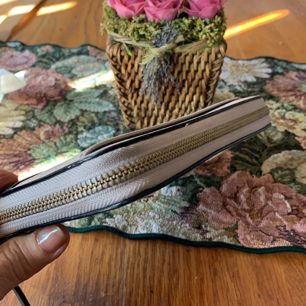 Kate Spade Leather Zip Around Wallet